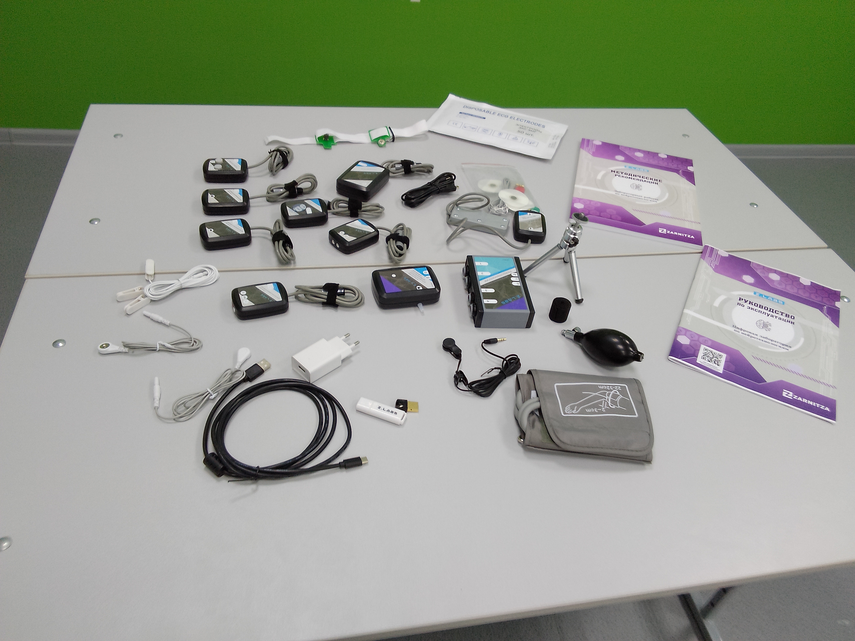 Цифровая лаборатория для школьников Z.labs, Нейротехнологии (1 шт.)
